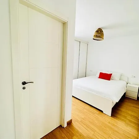 Tranquilo Cerca De La Playa *